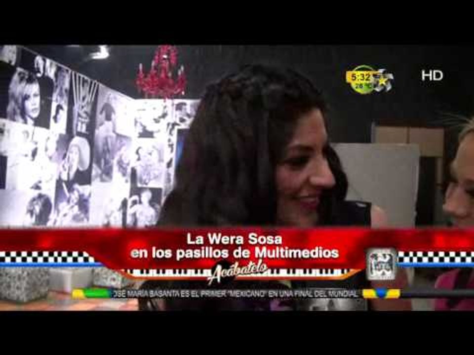 La Wera Sosa en los pasillos de multimedios (Bolsa de Flor)