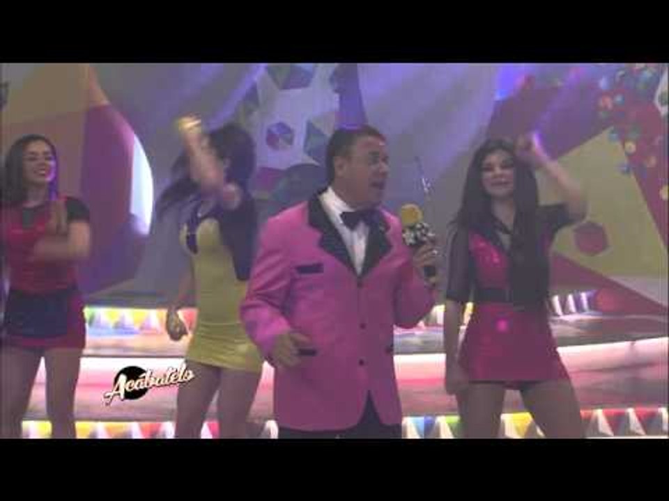 Lo dejan solo en el baile