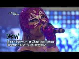Emma Huevo y La China del Antifaz cantan juntas