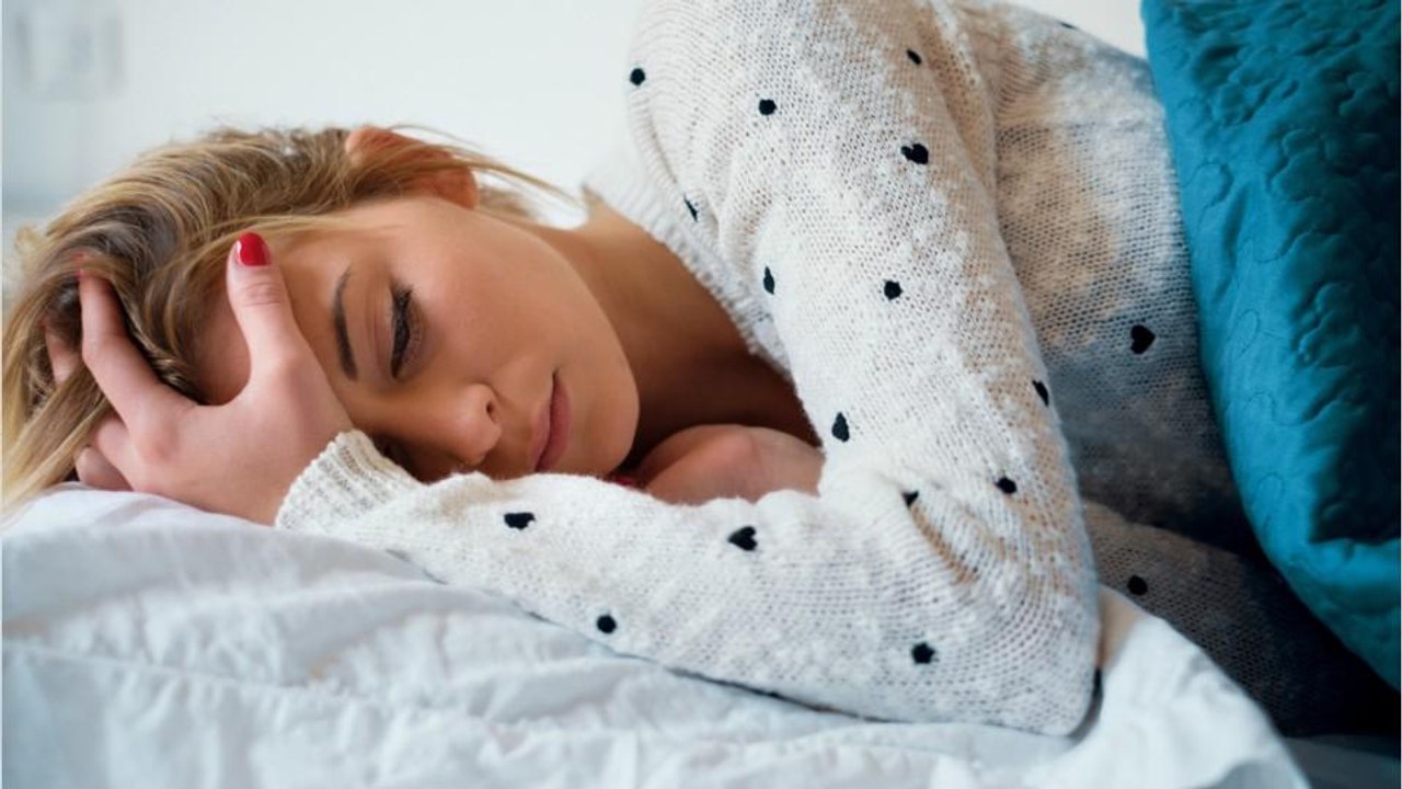 6 ways to prevent a migraine that you’ve probably never heard of, according to experts