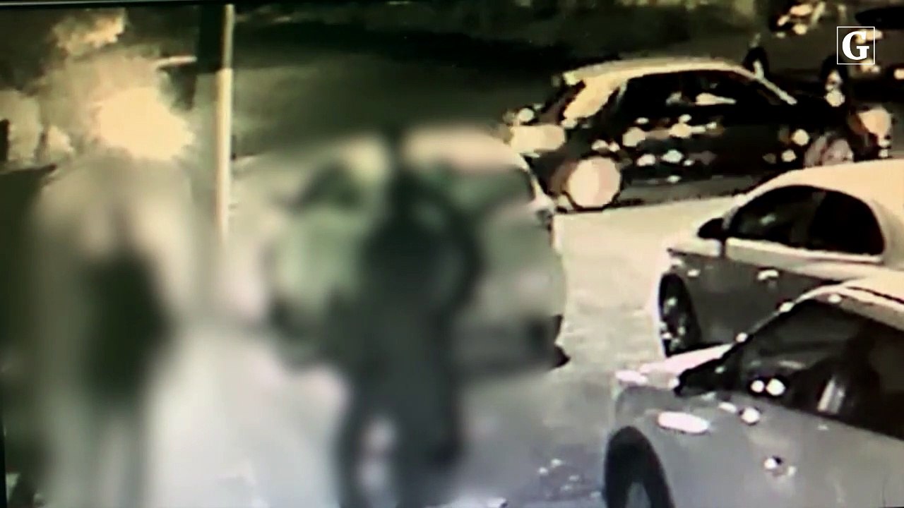 Vídeo mostra início de racha em porta de boate...