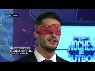 Ardían se molesta con porque juegan con su mamá