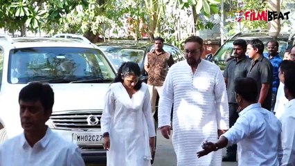 Veeru Devgan Prayer Meet: Kareena Kapoor, Vicky Kaushal & others attend; Watch video | FilmiBeat