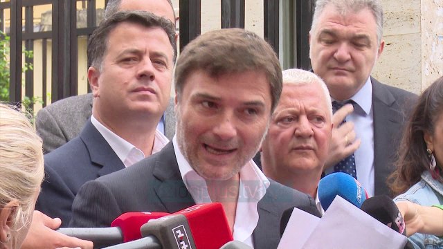 6 ish deputetë të PD në prokurori - News, Lajme - Vizion Plus