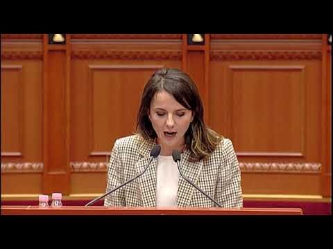 Hajdari: Rama ka me shume fjalë. Opozita proteston kur kryeministri eshte pushim