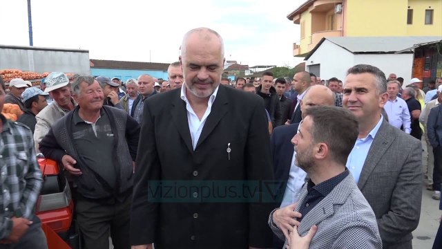 Investime në Divjakë për fermerët - News, Lajme - Vizion Plus