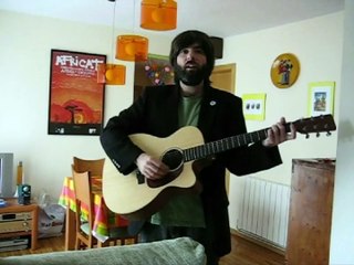 El videoclip más surrealista de Desorden Juanra: La partícula más pequeña (grabado en casa)