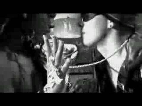 ALEXIS Y FIDO 5 LETRAS