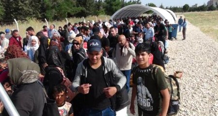 Bayram nedeniyle ülkesine dönen Suriyeli sayısı 20 bini aştı