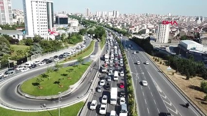 İSTANBUL TRAFİĞİNDE TATİL YOĞUNLUĞU BAŞLADI