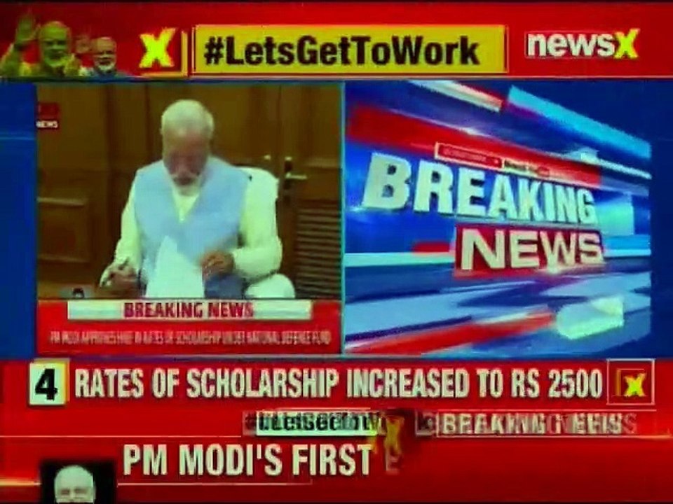 PM Narendra Modi takes Charge, pays tributes to Mahatma Gandhi, Sardar Patel