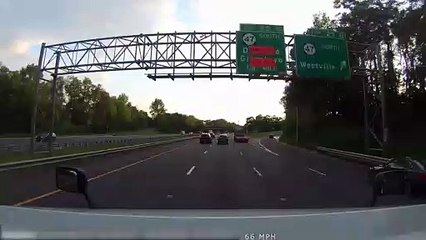 Reckless Exit Nearly Causes Wreck