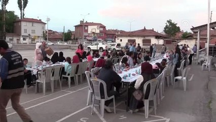 Türk ve mülteci aileler, kaynaşma iftarında buluştu