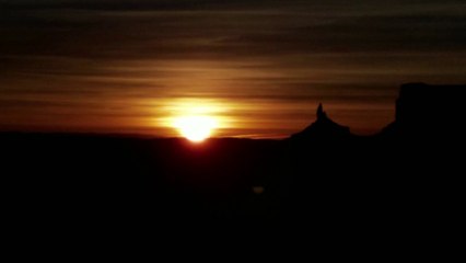 Travel Track On Sirk TV:  SIMPSON'S TRAILHANDLER TOURS [Monument Valley, Utah]
