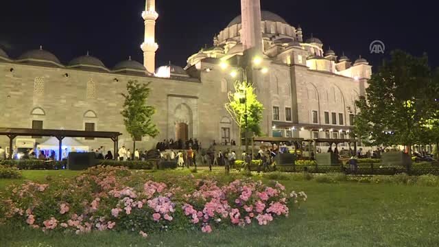 Kadir Gecesi ihya edildi - Fatih Camii