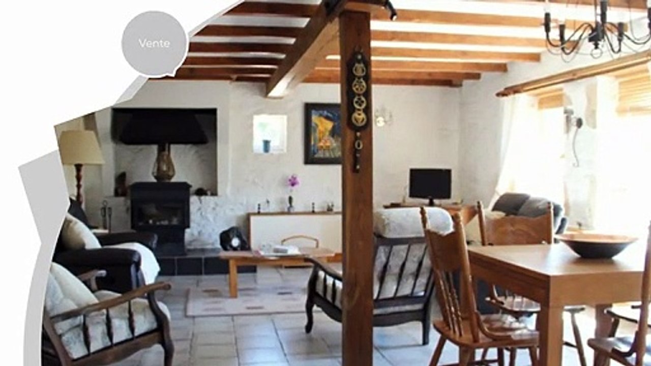 A vendre - Maison/villa - BAZOGES-EN-PAREDS (85390) - 9 pièces - 205m²