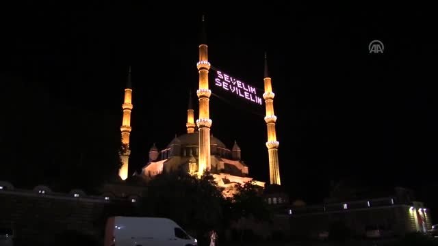 Selimiye Camisi'nde Kadir Gecesi yoğunluğu