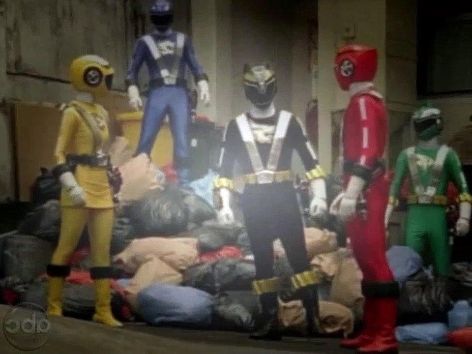 Power Rangers RPM - S17E17 - Prisoners - video Dailymotion