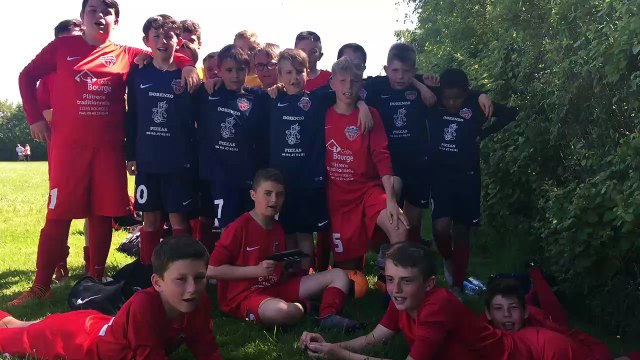 DES EQUIPES U11U13 ENCOURAGENT LEURS AINES POUR LA COUPE