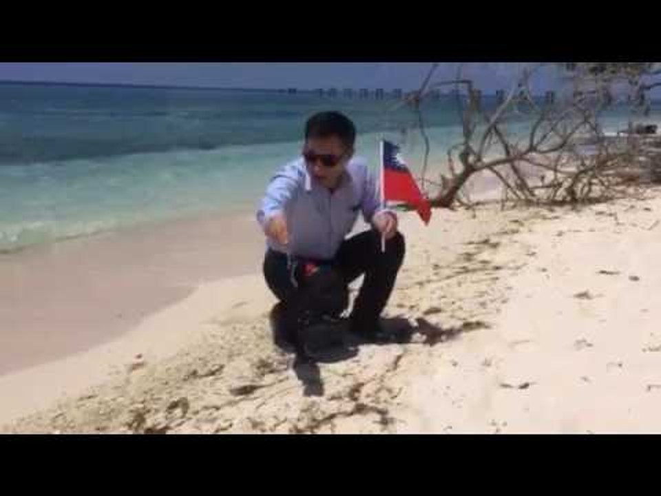立委視察太平島