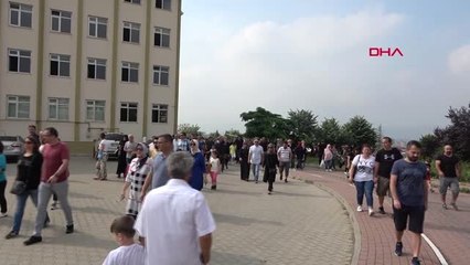 Bursa'da öğrenci ve velilerin LGS heyecanı başladı