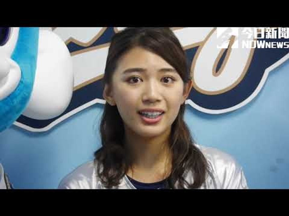 今日新聞／最速開球美少女 坪井美沙音