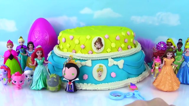 Disney Princesses Play Doh Surprise Cake! Cinderella! Belle! Ariel! ! Figural Keyrings!