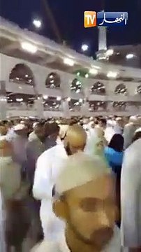 شاهد تتنحاو قاع تطارد الوزير الأول نور الدين بدوي في البقاع المقدسة