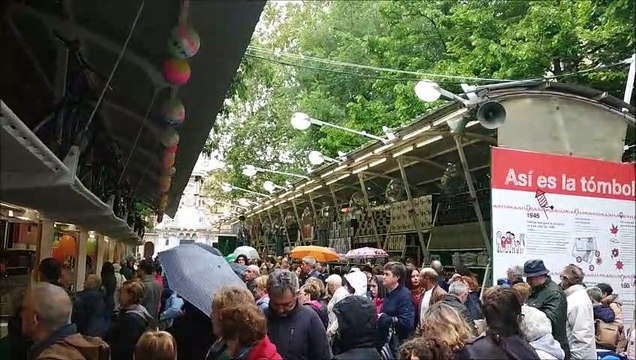 Abrimos diez boletos de la tómbola de Cáritas en Pamplona
