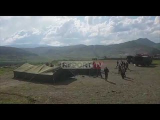 Dëmtimi i banesave nga tërmeti, ushtarët e FA së vendosin çadrat në Korçë