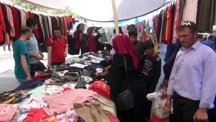 Bitlis’te bayram telaşı başladı, her damağa uygun tatlı tezgahlardaki yerlerini aldı