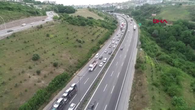 KOCAELİ Bayram trafiğinin ana güzergahlarından TEM Otoyolu İzmit Bekirdere Viyadüğü