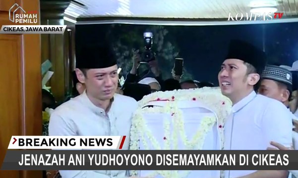 Tangis AHY dan Ibas Pecah Saat Angkat Peti Jenazah Ani Yudhoyono