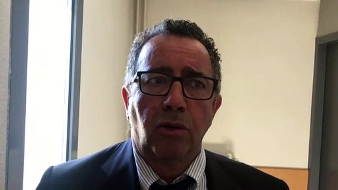 Coupe du Rhône Futsal (finale) – François LOPEZ, secrétaire général du District, réagit après la rencontre SUD AZERGUES Futsal – Team BEL AIR.