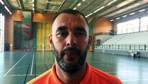 Coupe du Rhône Futsal (finale) – Ali KEROUANI, l’arbitre de la rencontre SUD AZERGUES Futsal – Team BEL AIR, réagit après la rencontre