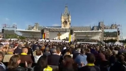 A fiatalokhoz szólt Ferenc pápa Jászvásáron