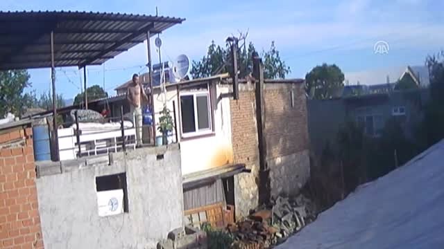 Komşusunu darbettiği ileri sürülen kişi gözaltına alındı