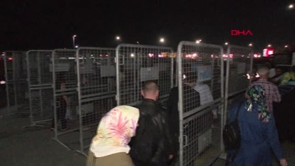 CUMHURBAŞKANI ERDOĞAN YENİKAPI'DA 'ENDERUN TERAVİHİ'NE KATILDI