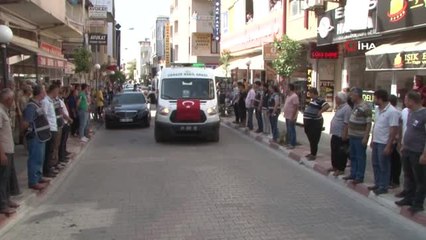 Silah kazasında şehit olan uzman çavuş toprağa verildi