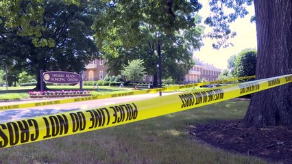 La policía busca los motivos del tirador que mató a 12 personas en EEUU