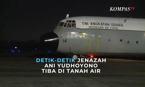 Detik-detik Jenazah Ani Yudhoyono Tiba di Tanah Air