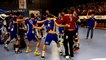 « La communion des handballeurs du GBDH avec le public de Besançon