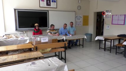 Sivas’ta dört muhtarlık için yeniden sandığa gidildi