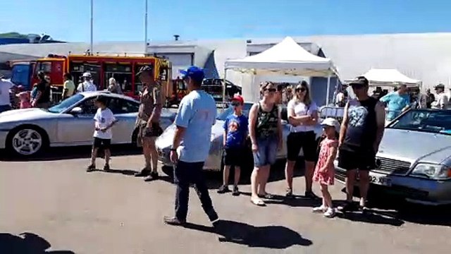 Vesoul : rassemblement de voitures anciennes du club Véhicules Nostalgie 70