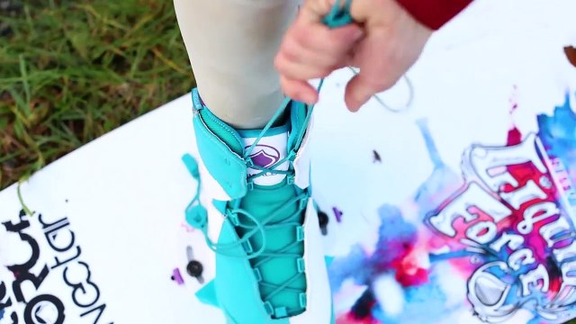 Wakeboard... tracté par une Ferrari F50 sur le bord de la route !