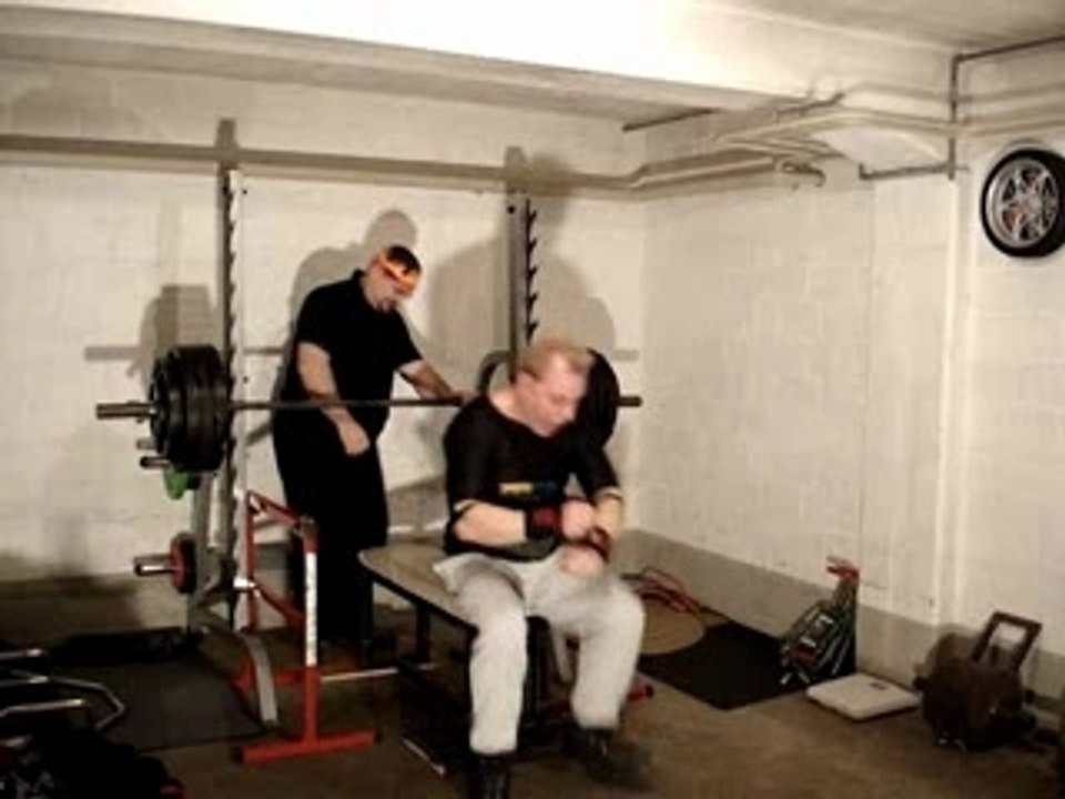1x175kg_Benchpress_Fury48
