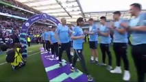 شاهد مراسم تتويج مانشستر سيتي بالدوري الانجليزي بعد فوزه على برايتون 4-1 هدف واسيست محرز