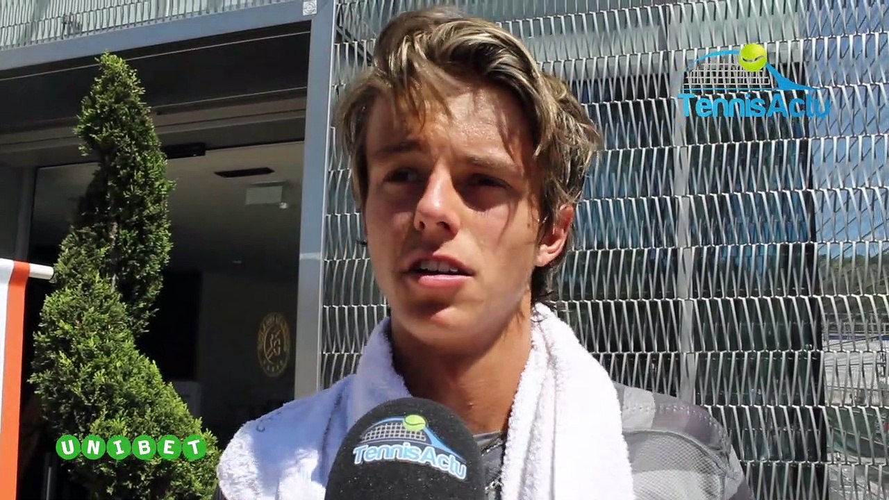 Roland-Garros 2019 (Juniors) - Nicolas Tepmahc, 18 ans, continue sa route  chez les Juniors - Vidéo Dailymotion