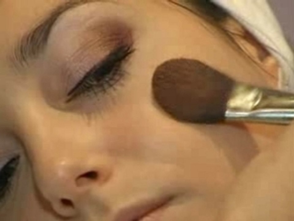 Leçon de maquillage n° 6 : appliquer son blush