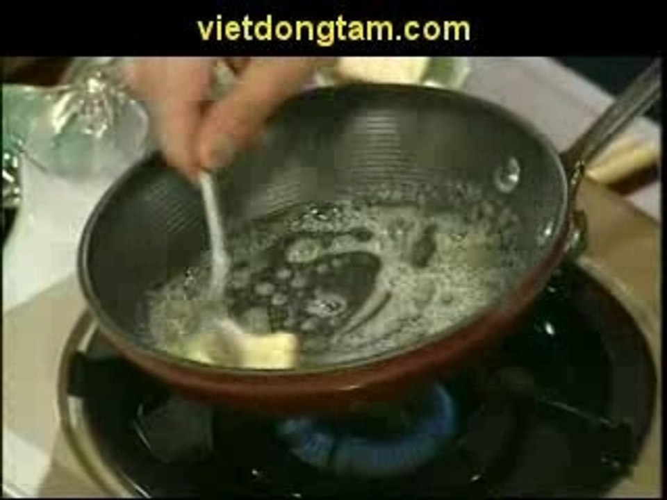 Thit bo nuong voi nuoc sot